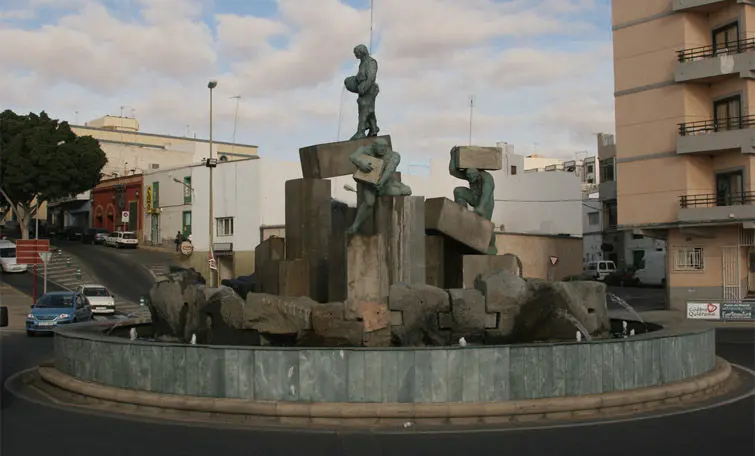 Audioguida di Porto del Rosario - Fonte del piazzale