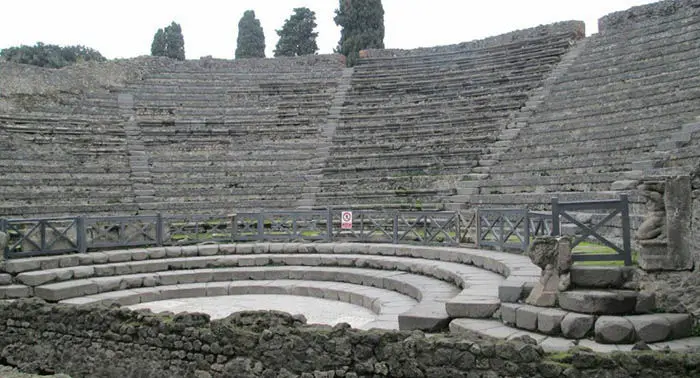 Audioguida di Pompei - Il Teatro Piccolo