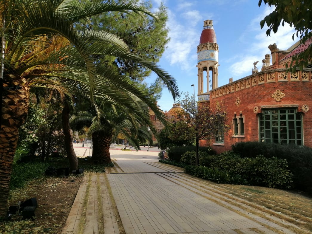 18. Audioguida di Barcellona. Antico ospedale della Santa Creu.