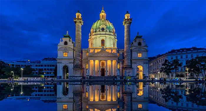 Audioguida di Vienna - Chiesa di San Carlo Borromeo (audioguide, audio tour)